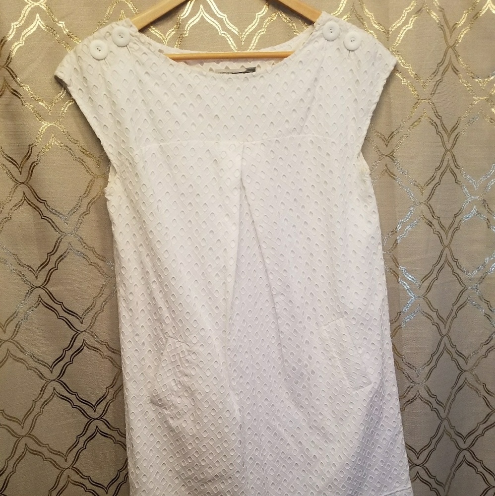 White dress with pockets